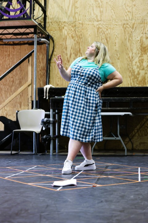 Alice in Wonderland in Rehearsals - Leanne Jones 
