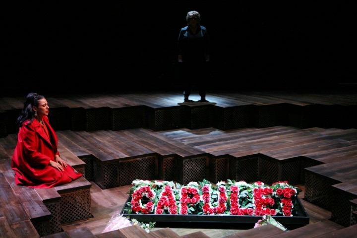 Asha Kingsley in Romeo & Juliet, photo by Gary Calton