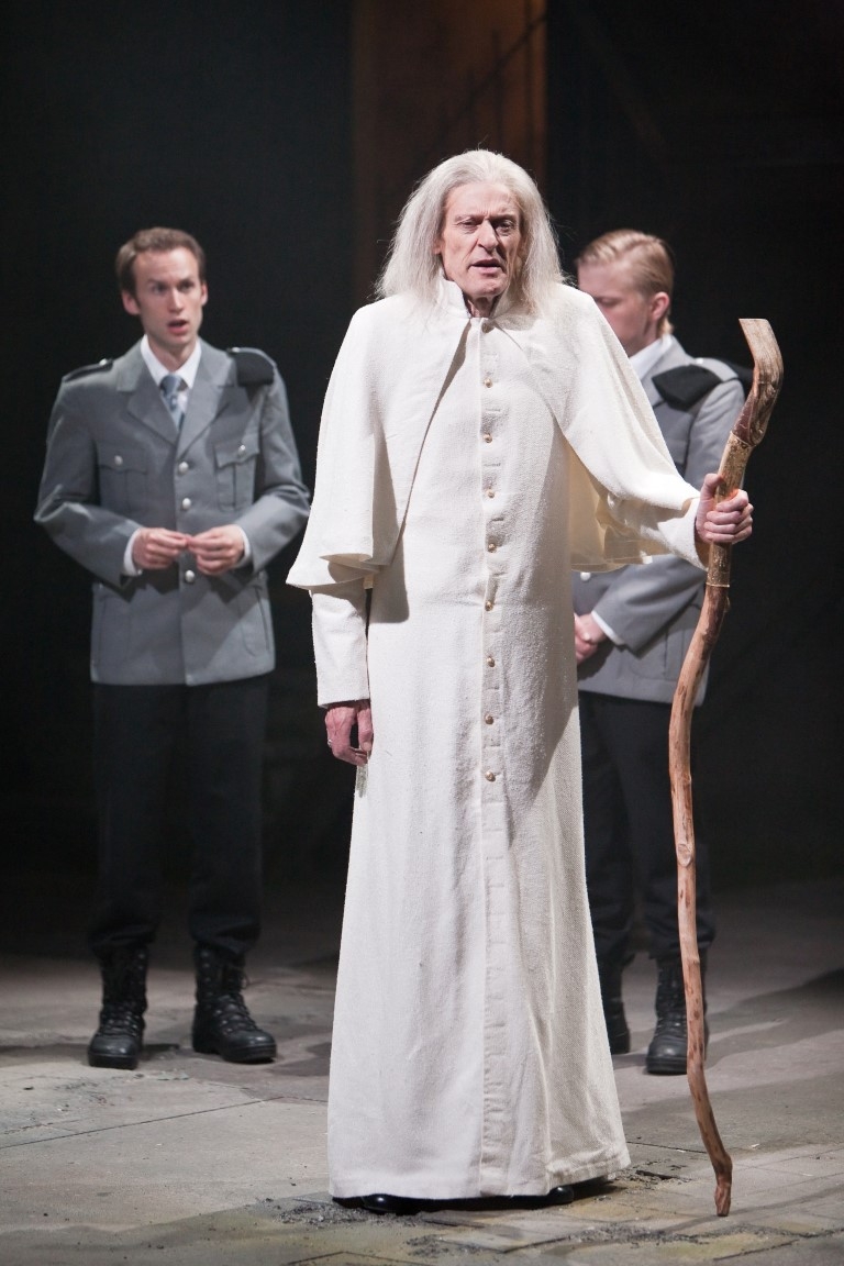 Richard Bremmer as Duncan in Macbeth at the Everyman. Photograph by Helen Warner.