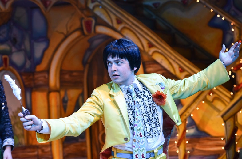 Tom Connor as Sir Cyril of the Wirral in Beauty & the Beast (c) Robert Day