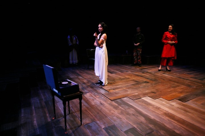 Zelina Rebeiro & Asha Kingsley in Romeo & Juliet, photo by Gary Calton